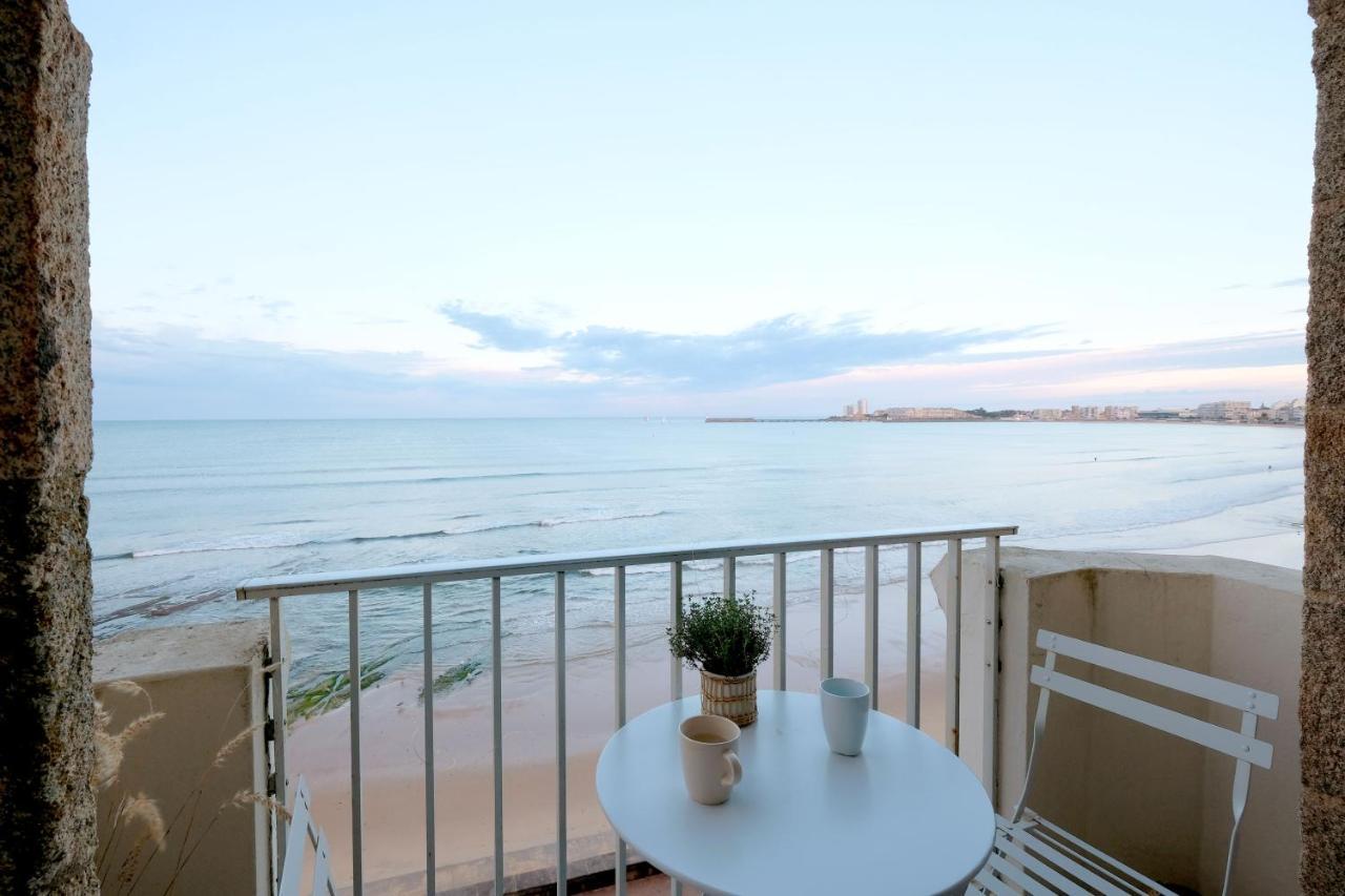 Appartement En Front De Mer Avec Vue Imprenable Sur La Grande Plage Des Sables D'Olonne Les Sables-dʼOlonne Exterior foto